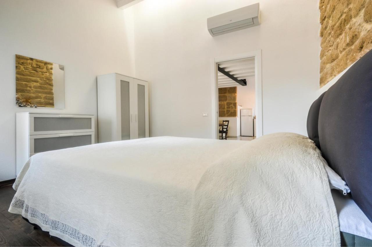 Loft In The Old Town Apartment Alghero Bagian luar foto